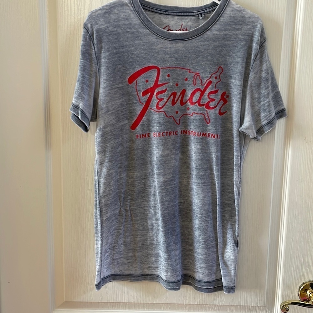 distressed Fender lucky brand tee size S/P